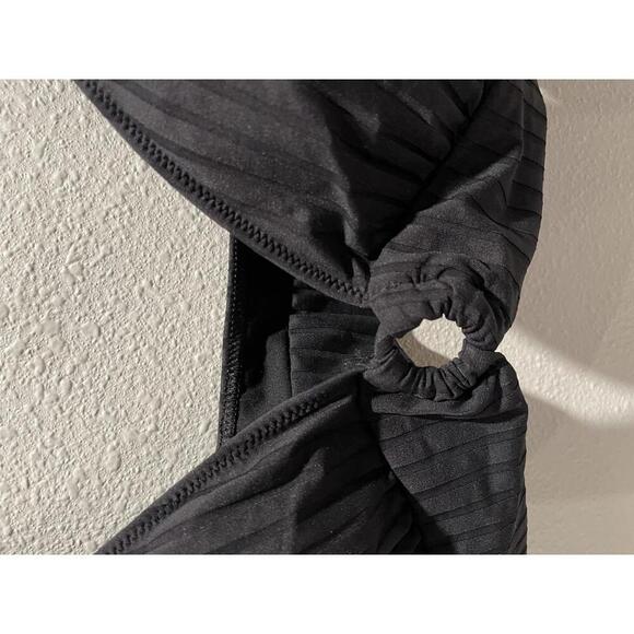 Aerie Black Ribbed Bikini Top- Size M NWT - Picture 2 of 4